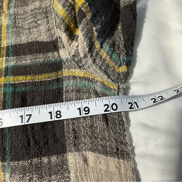 La Miel Oversized Button Down Long Sleeve Shirt Plaid Fringe Hem Size Small - Picture 9 of 12